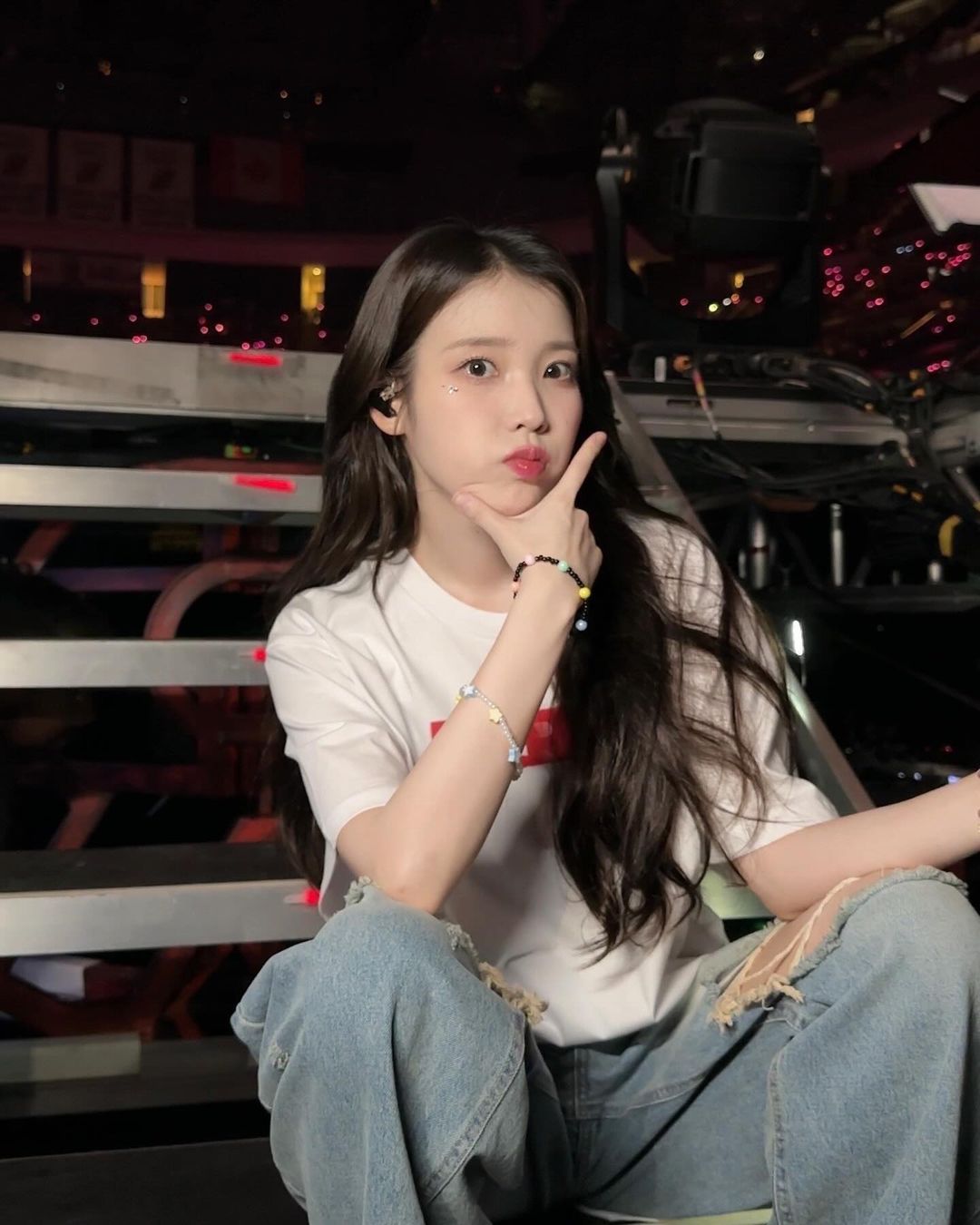 IU (4)