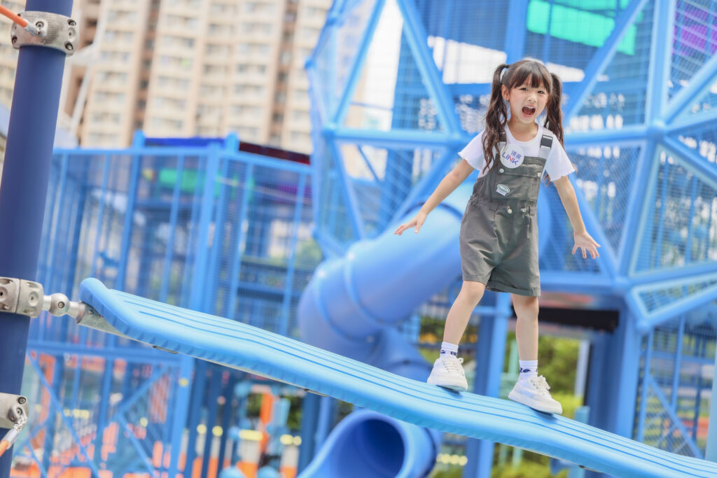 秀茂坪商場 幾何動樂園